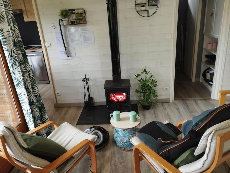 Gite N°4, En Pleine Nature, Frontalier Signy-le-Petit Exteriör bild